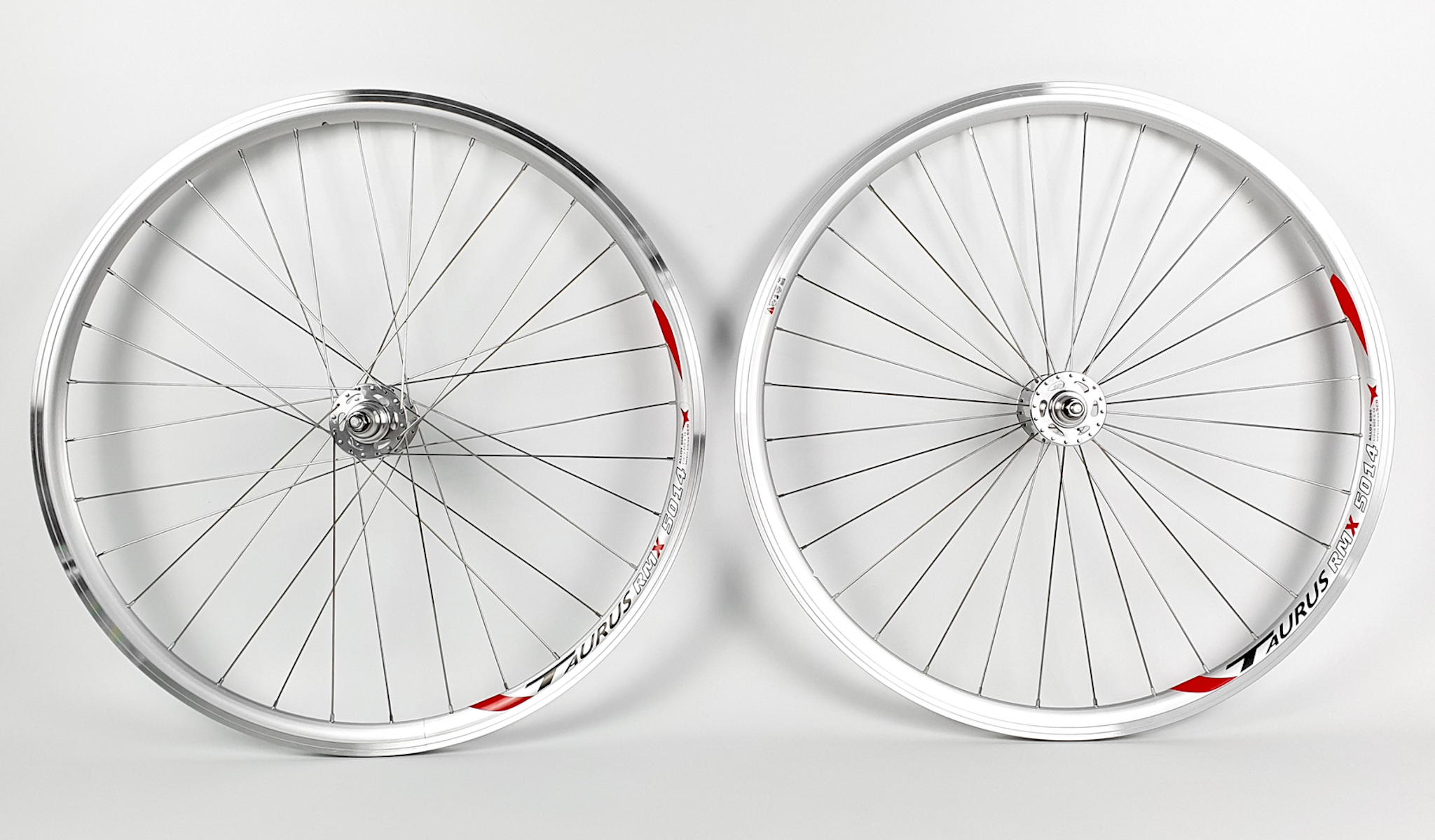 28" CNC Fix/Free Laufradsatz/Remerx Taurus RMX Aero silber